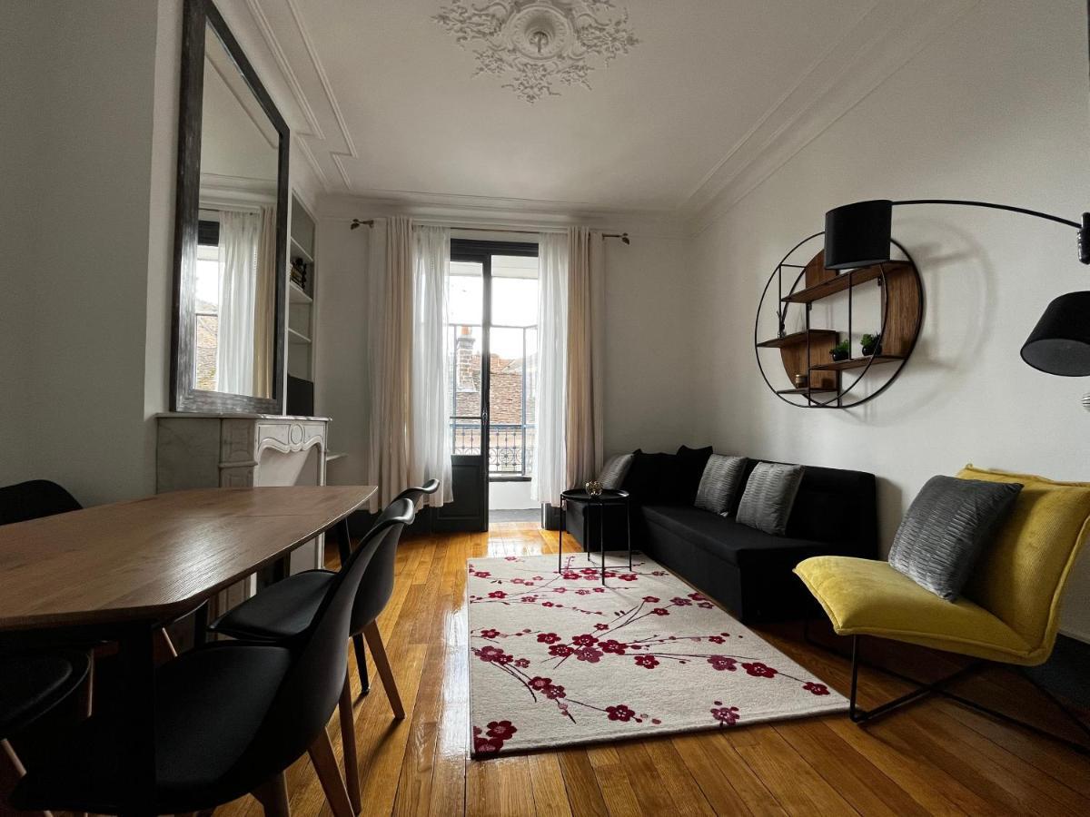 Superbe Appartement Belifontain Coeur De Ville Fontainebleau Bagian luar foto